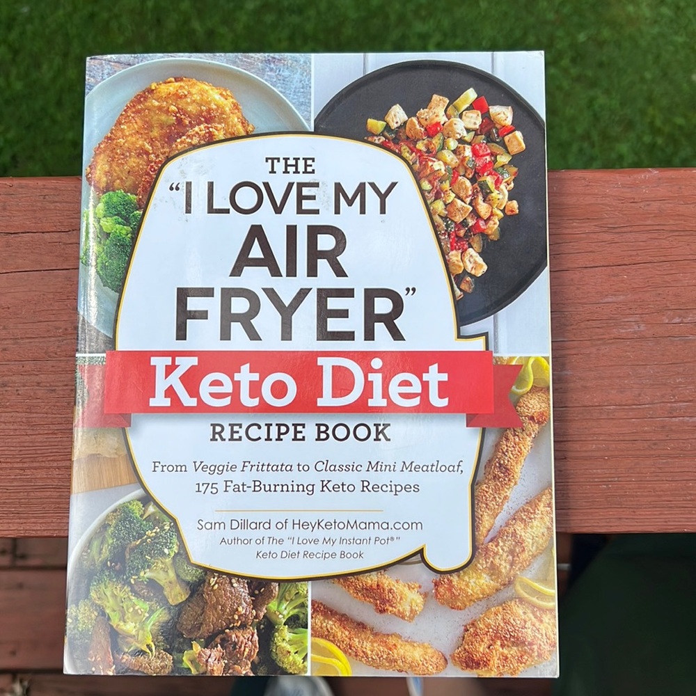 I love my air fryer keto cook book